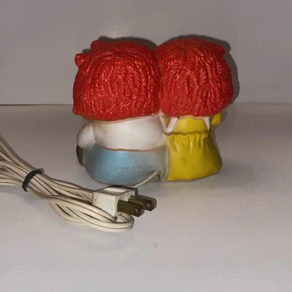 Vintage 1969 Raggedy Ann & Andy, Table Top Night Light, in Working Condition - Picture 2 of 10